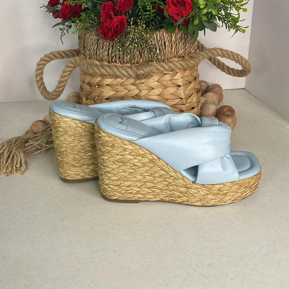 Marc Fisher Navina Espadrille Wedge Sandal Light Blue Leather Sz 8/Light Blue - Picture 7 of 9